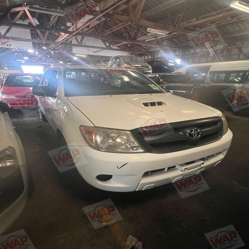 2005 Toyota Hilux