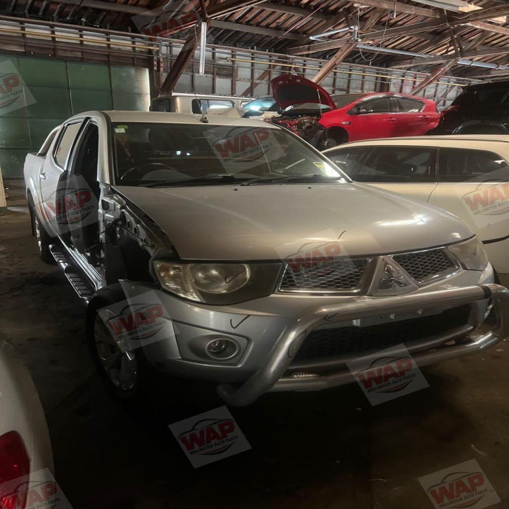 2013 Mitsubishi Triton